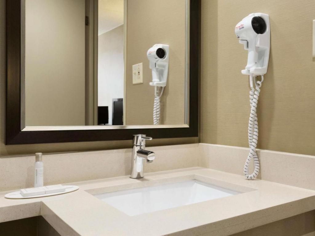 Travelodge By Wyndham Toronto East Eksteriør billede